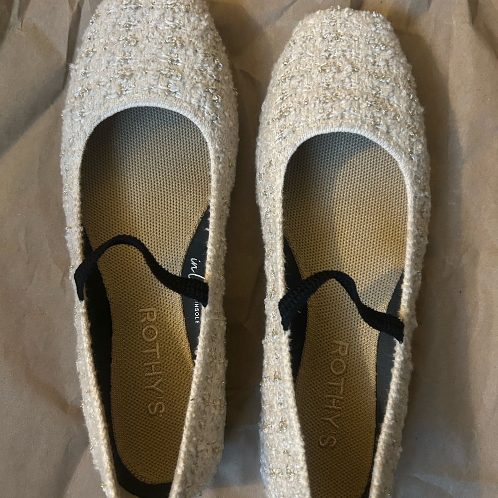 EUC. Rothy's Pearl Bouclé Flats
